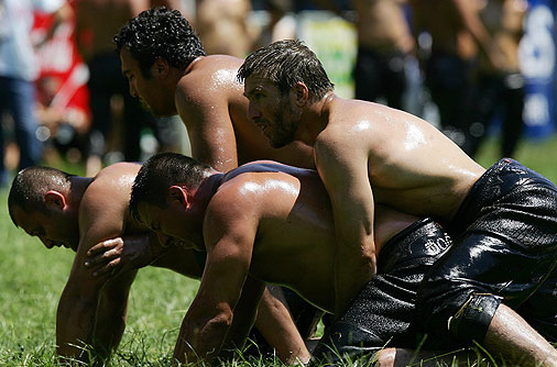 Why wrestling is stupid and gay Felching a shemale creampie clips