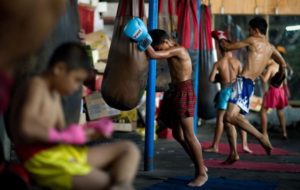 muay thai child fighter